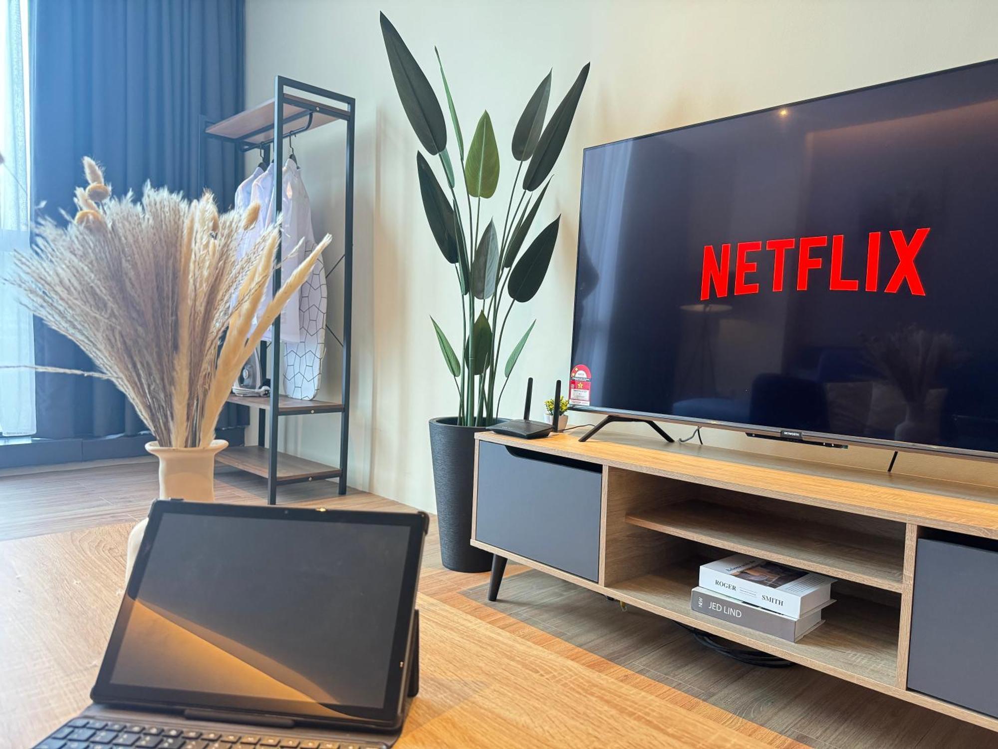 The Tinto Netflix Screen & Sleep - Bangsar South Mid Valley Kuala Lumpur Exterior foto